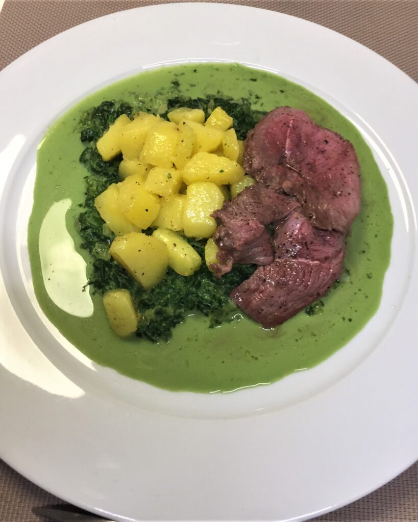Über uns 1 https://oxbe.de/wp-content/uploads/2023/01/download.png lammkeule souse vide mit spinat und petersielien sauce