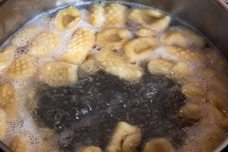 Gnocchi 14 https://oxbe.de/wp-content/uploads/2023/01/download.png Gnocchi-gaern-in-heissem-wasser